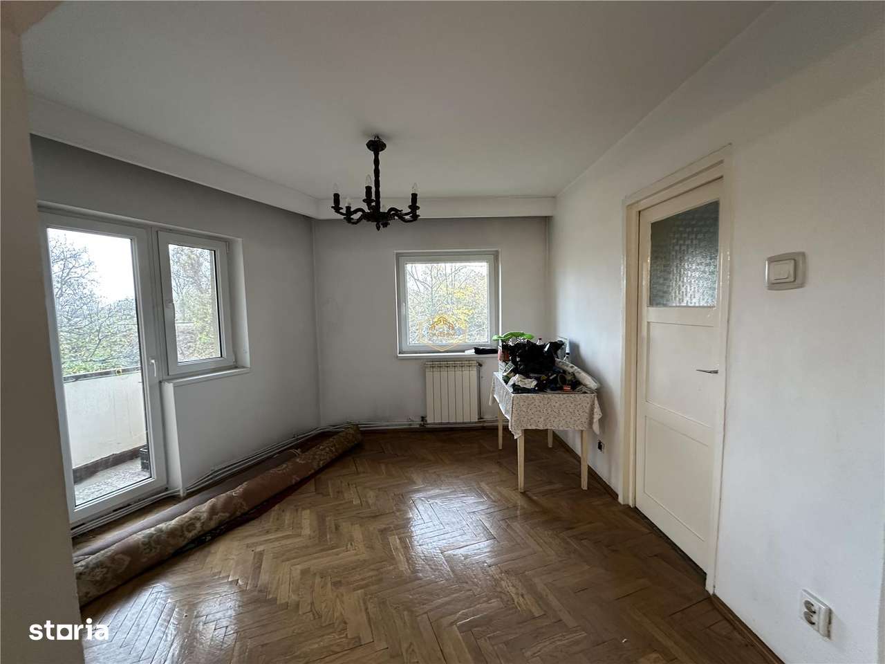 Central | Apartament spatios cu 4 camere | Etaj I-3