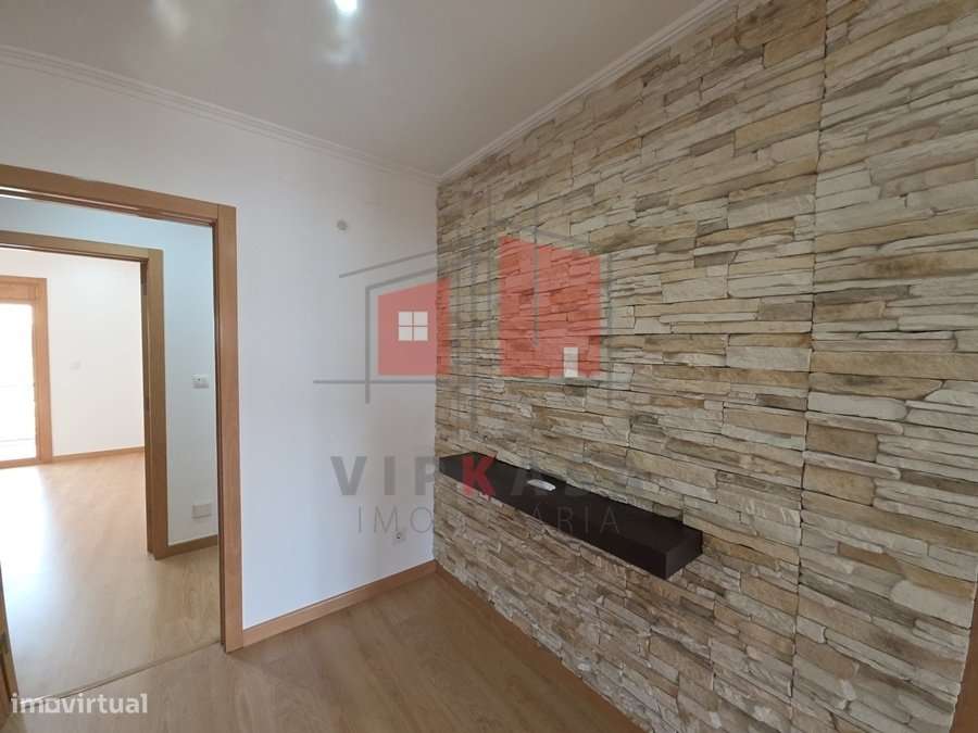 Apartamento T3 nas colinas do Cruzeiro - Grande imagem: 2/17