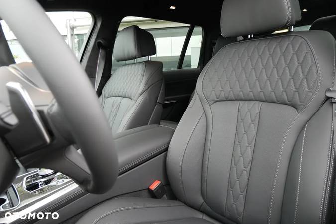 BMW X7 xDrive40d mHEV sport - 9