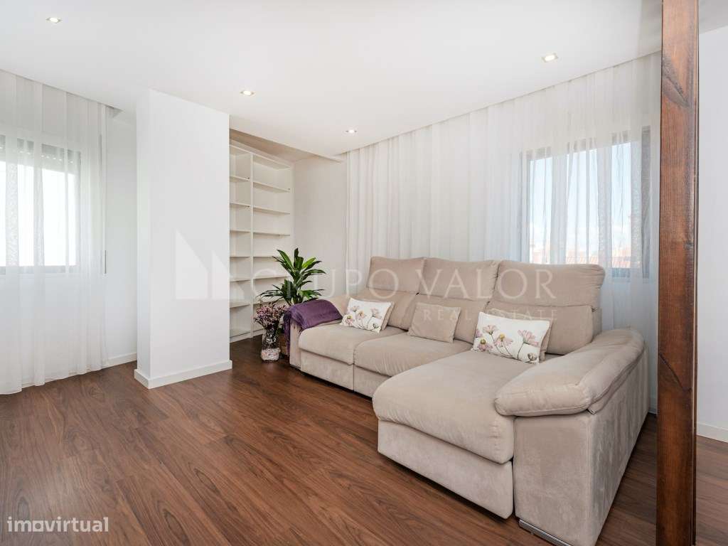Apartamento T2 Remodelado | Cavaleira | Algueirão-Mem Martins-22