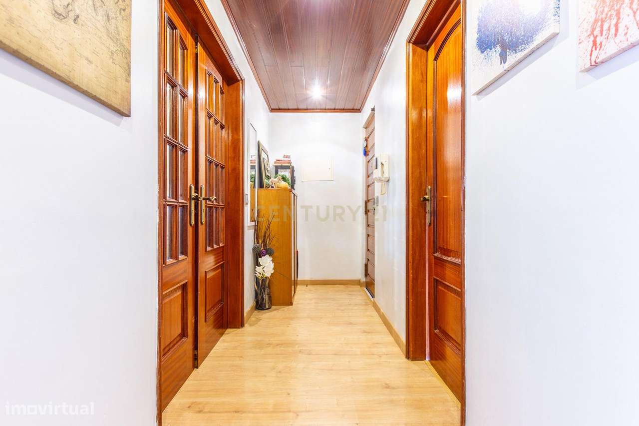 Apartamento T2 na Quinta do Conde-3