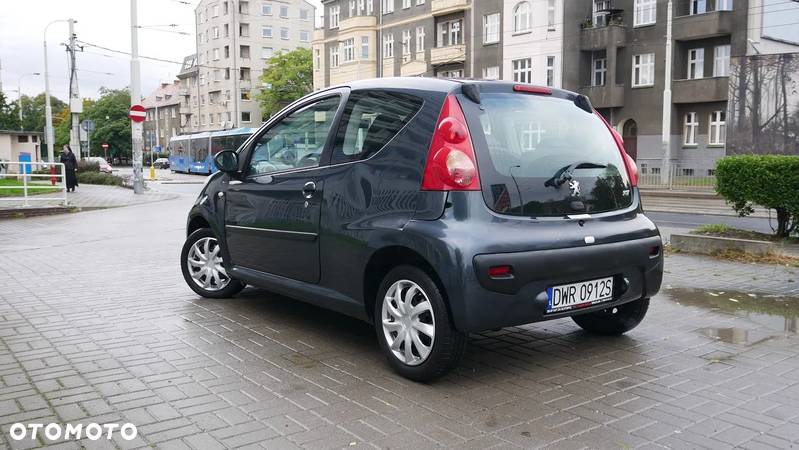 Peugeot 107 - 4