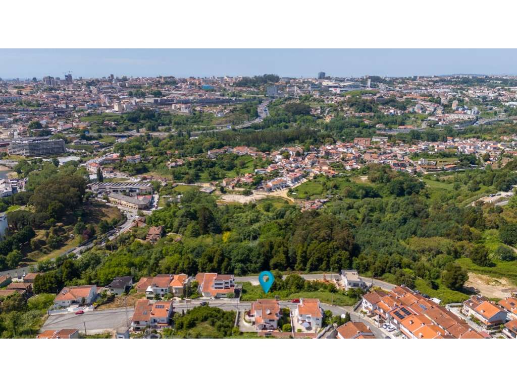 2 Lotes de terreno para construção junto à marina do Freixo-13