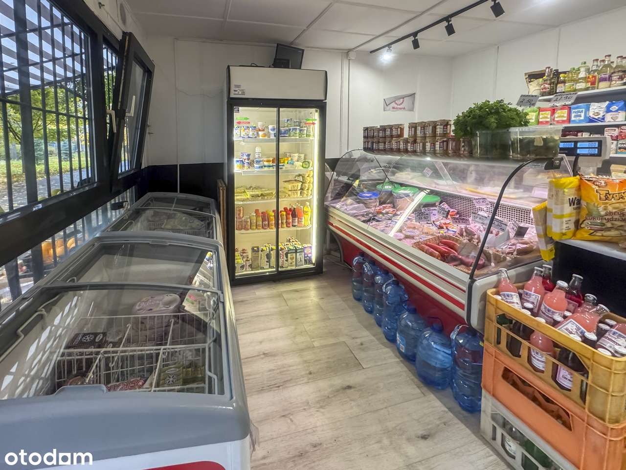 Na sprzedaż za odstępne – pawilon handlowy 24 m² sklep  spożywczy-10