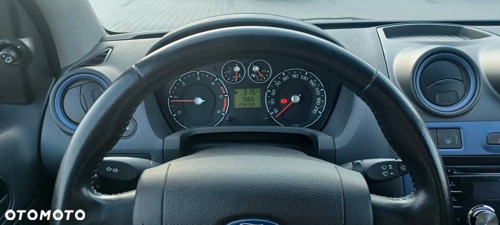 Ford Fiesta 1.4 TDCi Ambiente - 9