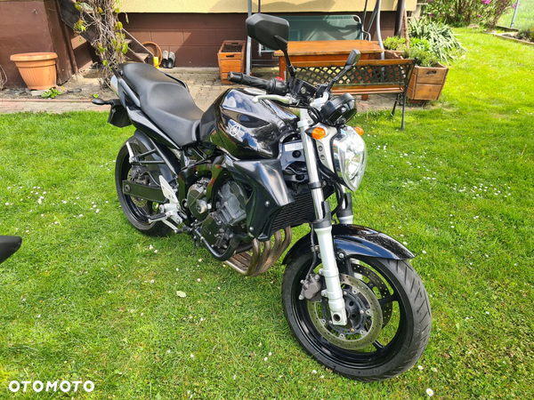 Yamaha FZ6 - 1