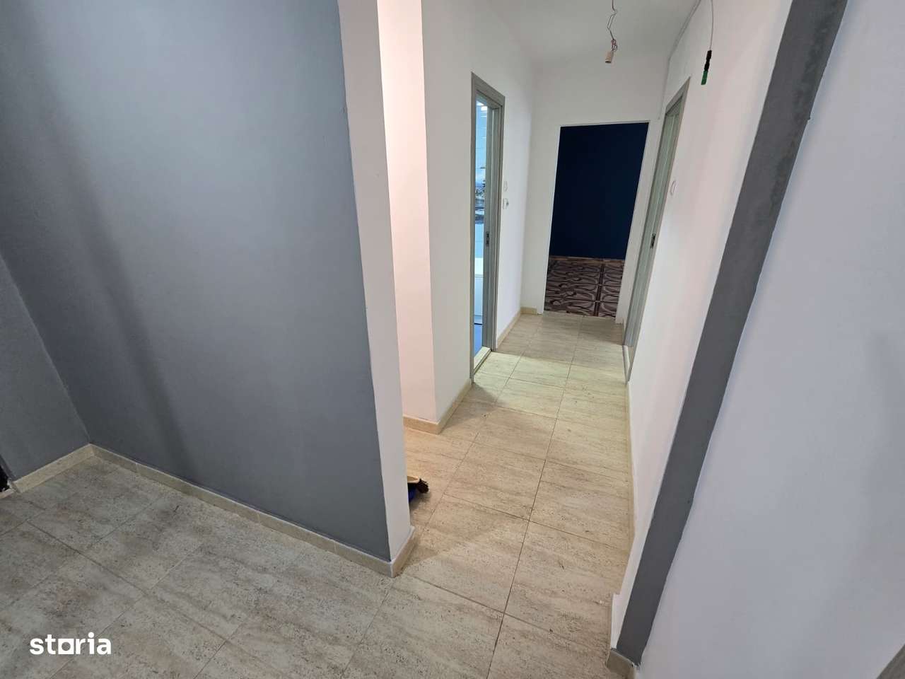 Vanzare 2 cam cu bucatarie utilata, loc parcare, Calea Vitan cu Bravu-8
