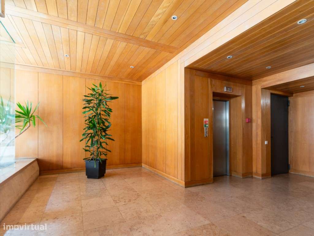 T3+2 em condominio de prestigio nas Amoreiras, com terraço e vista ...-35