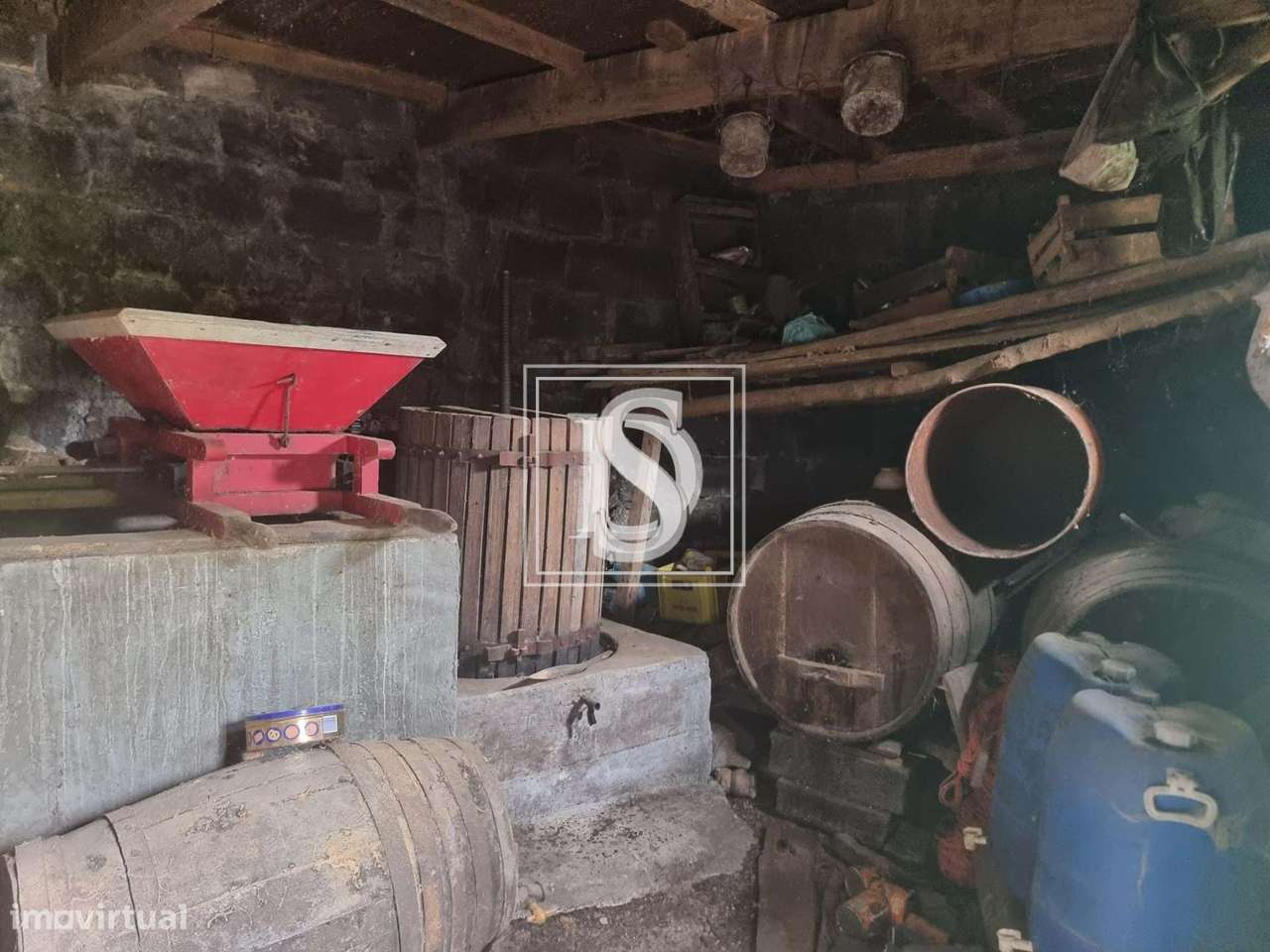 Moradia Isolada T2 em UDF de Ventosa e Cova-13