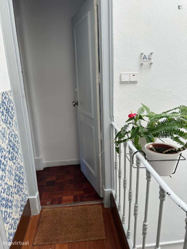 Quarto - localizado em Penha de França Lisbon - Grande imagem: 2/10