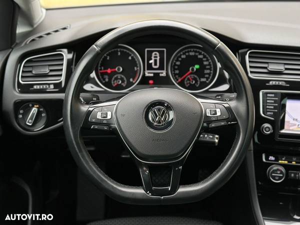 Volkswagen Golf Variant 2.0 TDI BlueMotion Technology DSG Highline - 16