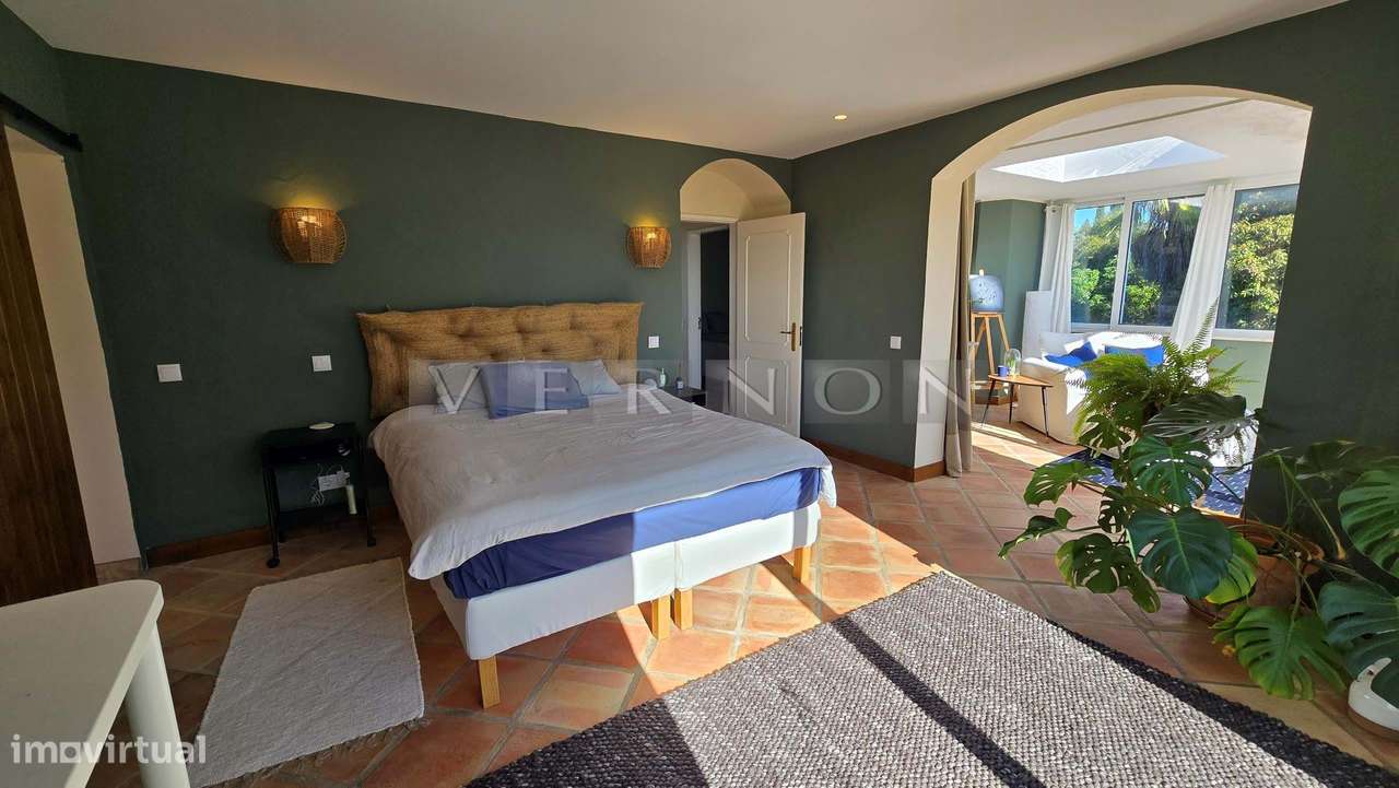 Algarve, Caramujeira,  para venda moradia V3 espaçosa renovada com vis-36