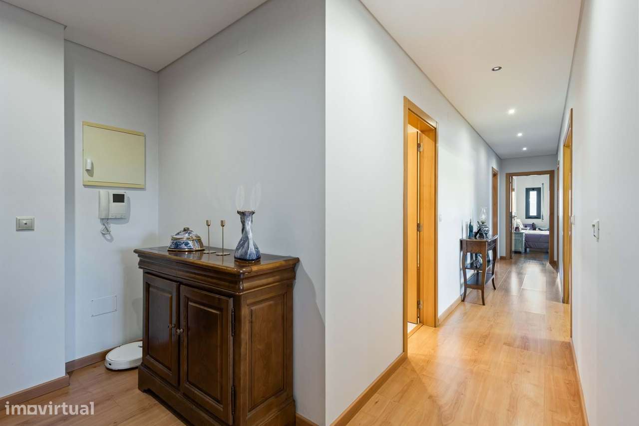 T3 exclusivo na Urbanização da Malvarosa-9