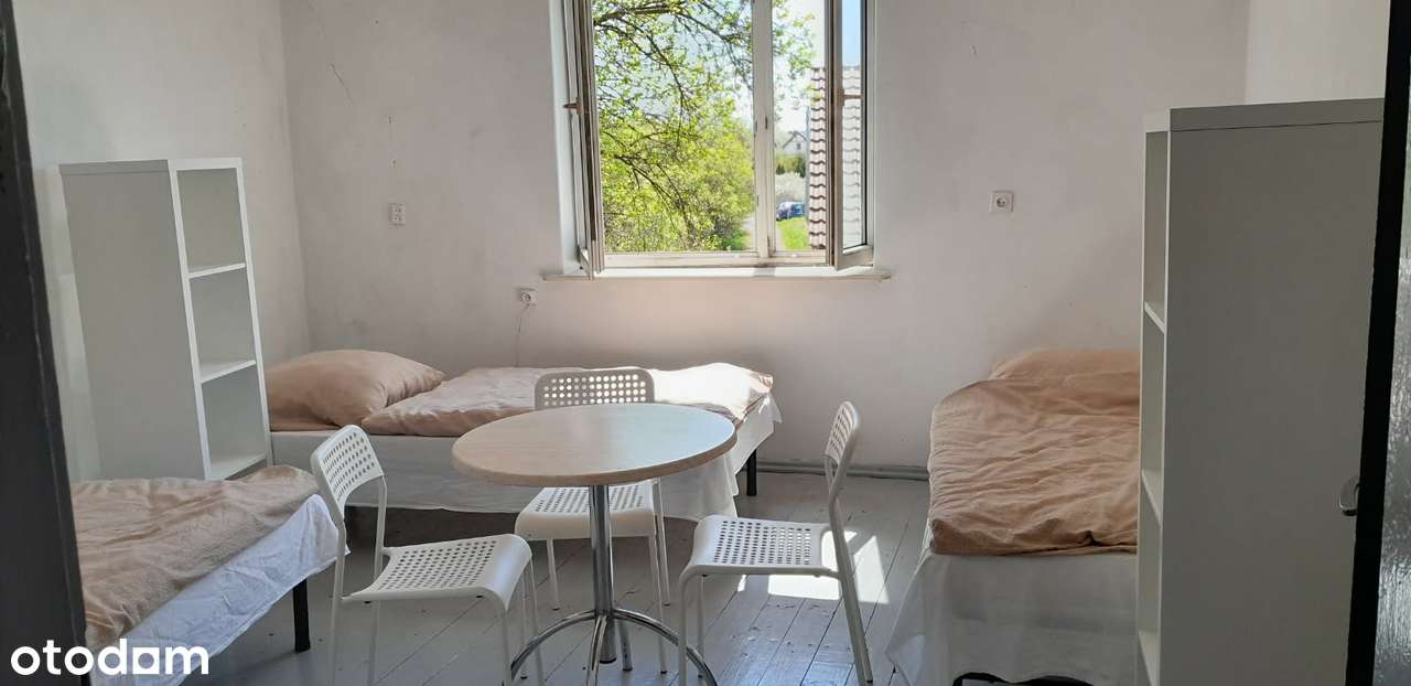 PROWIZJA 0 Piętro domu 3 pokoje 80m2 plus strych 80m2 plus garaż kanał-3