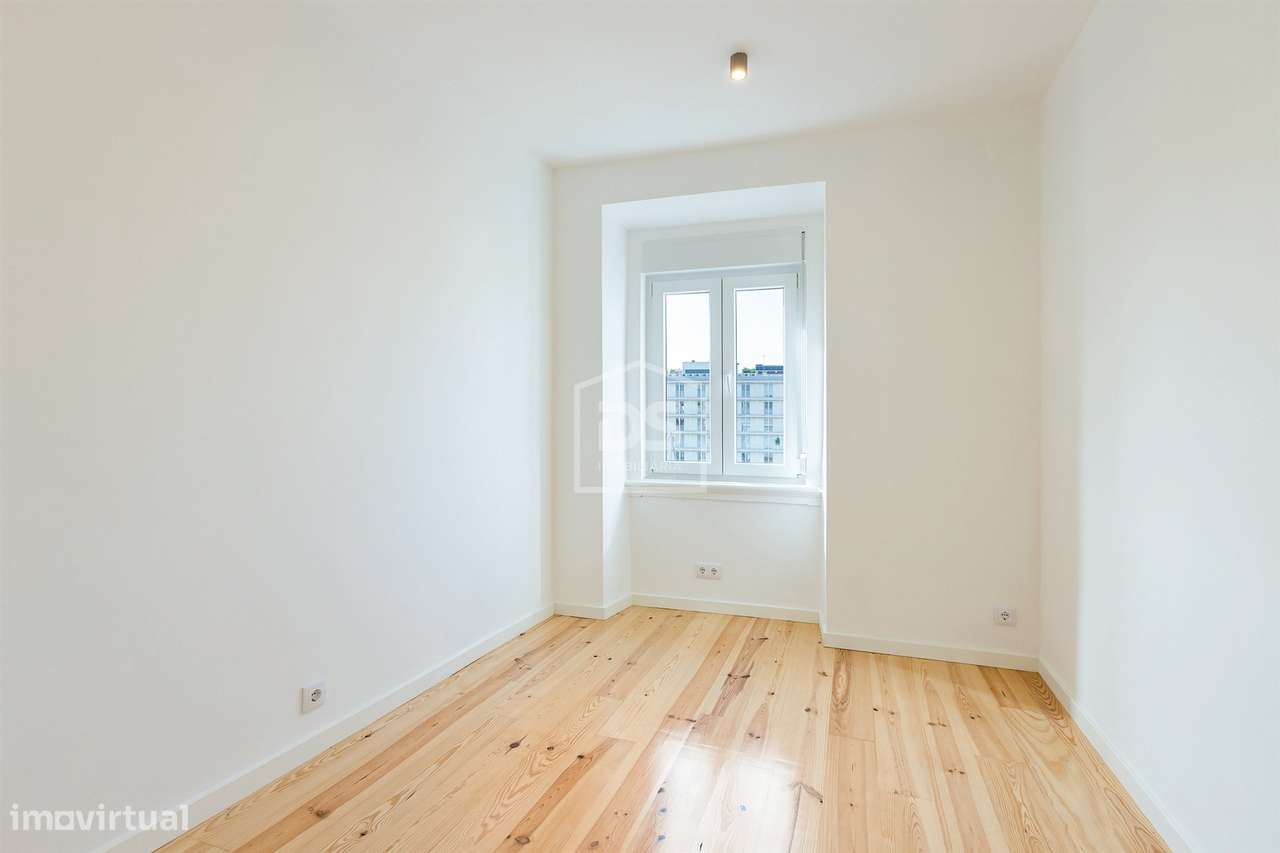 Apartamento T4 Venda em Avenidas Novas,Lisboa-14