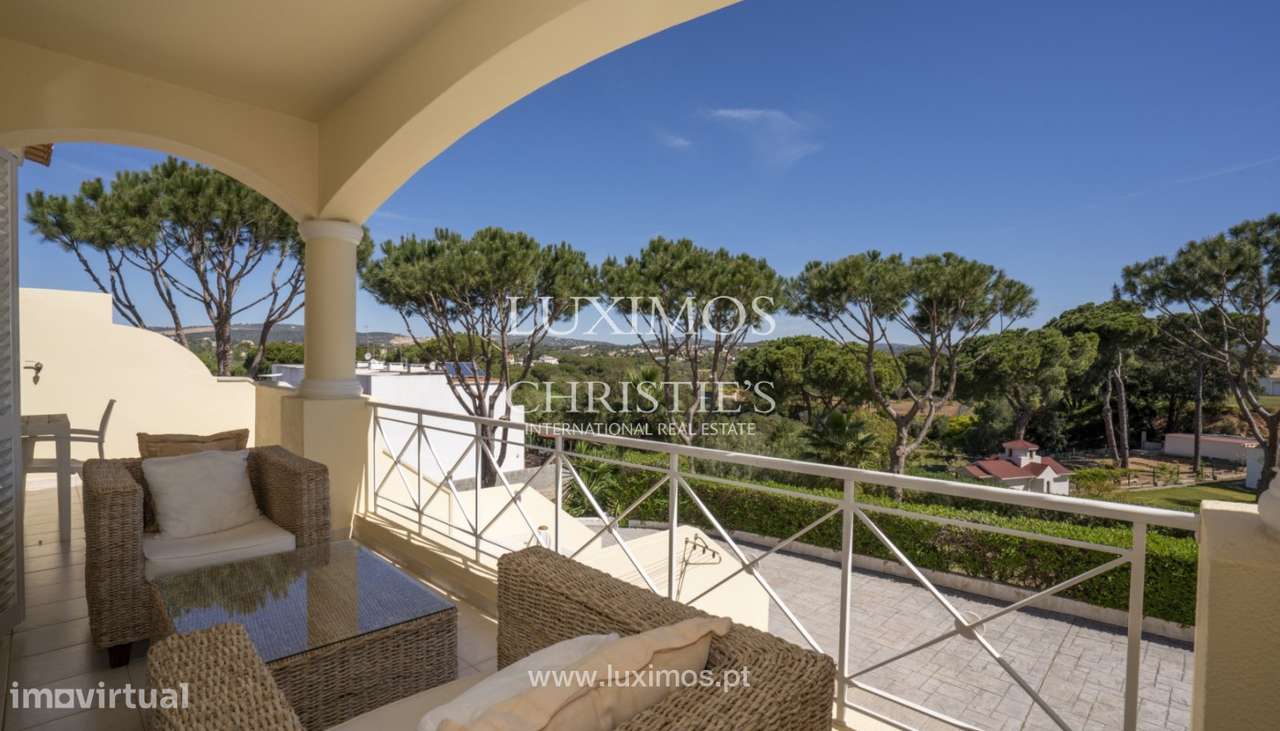 Moradia Geminada V4 Com Piscina Para Venda Em Vilamoura Algarve