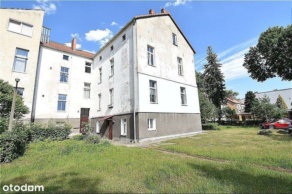 Klimatyczna Kamienica Z Ogrodkiem-0