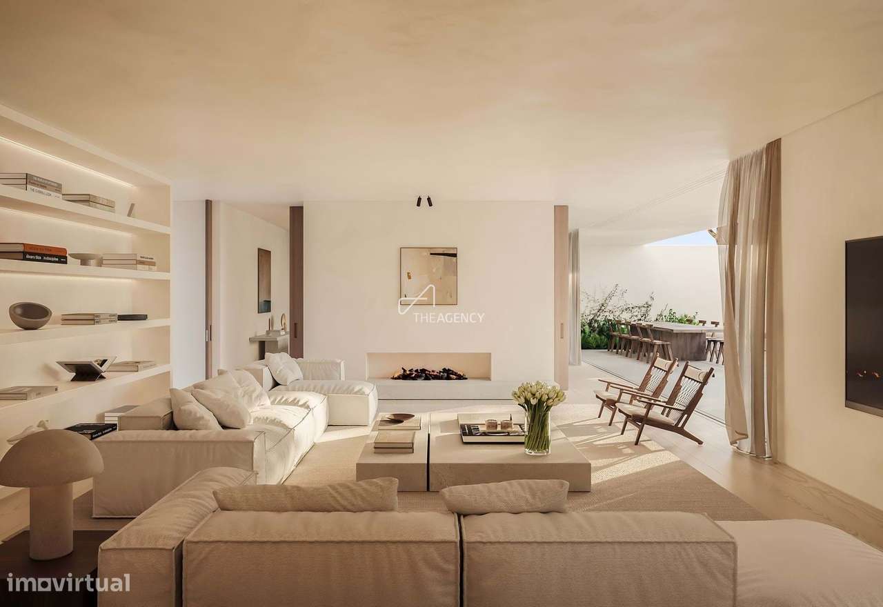 Terreno com Projeto Aprovado para Villa de Luxo – Quinta da Marinha, C-6