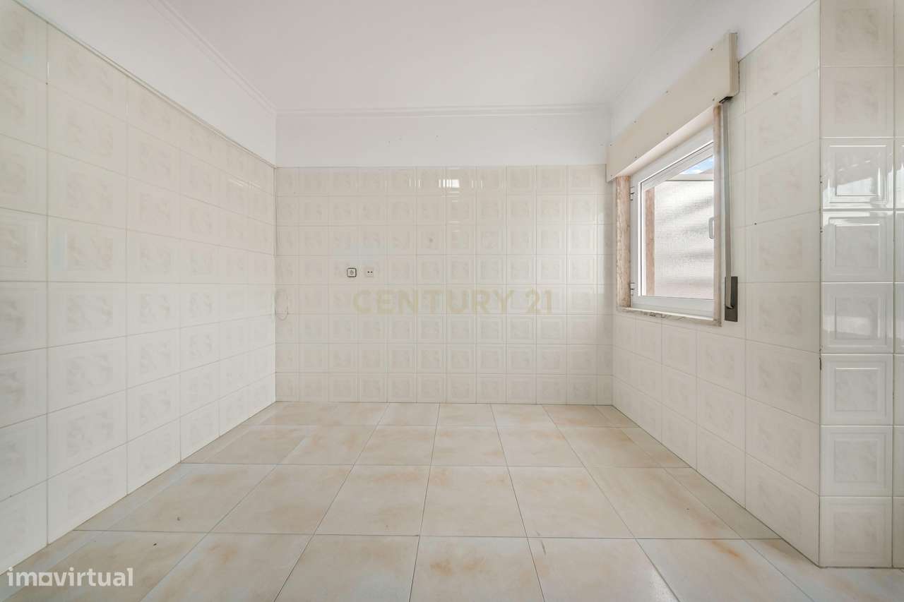 T3 Luminoso em Santa Marta do Pinhal – Espaço e Conforto no Coração de - Grande imagem: 3/31