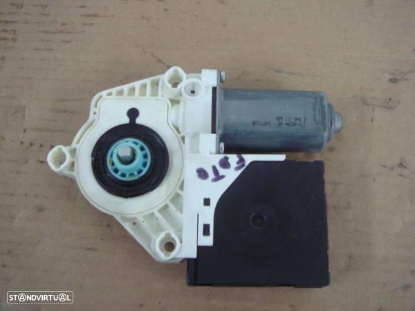 Motor De Elevador Fr Dta Seat Leon (1P1) - 1