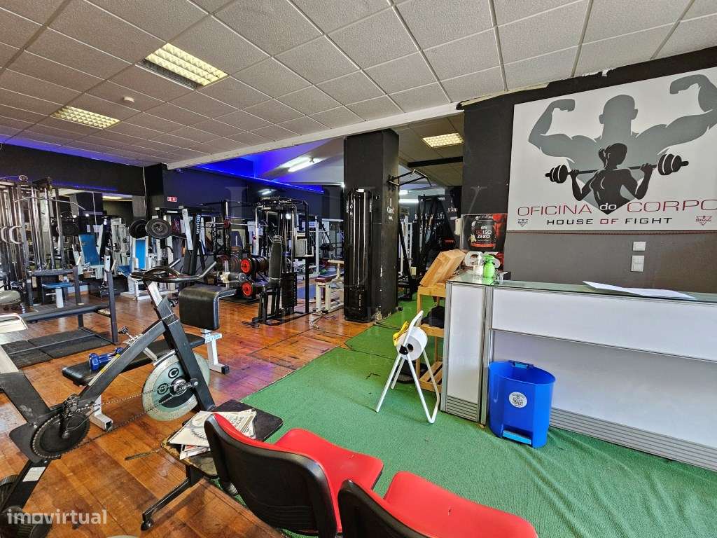 ESPAÇO COMERCIAL COM 220m2 EM CASCAIS - Grande imagem: 4/28