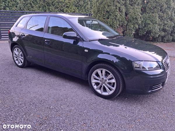 Audi A3 1.6 Sportback Ambiente - 1