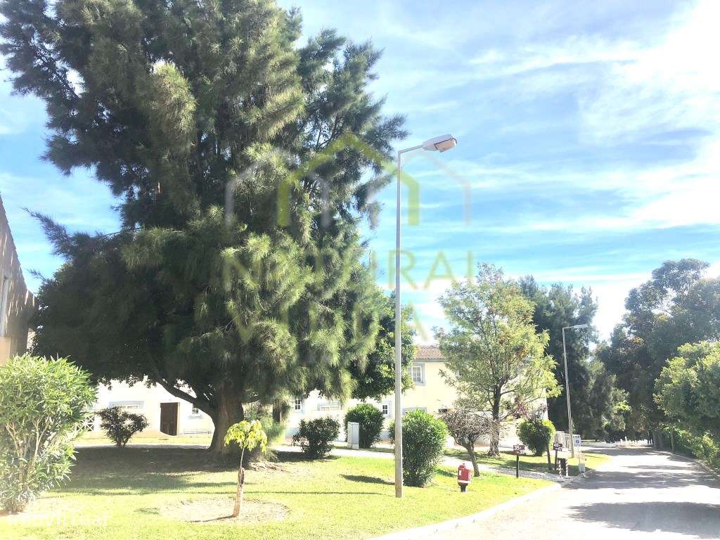 Moradia em Banda Duplex T0 + 2 próxima à Praia de São Rafael, Albuf...-20