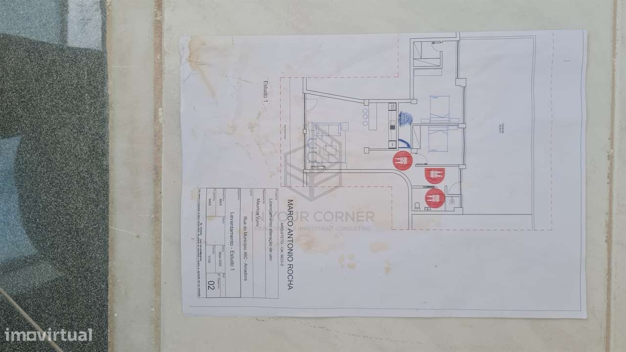 T2 em Conversão com Logradouro e Garagem Privativa – Oportunidade na A-28