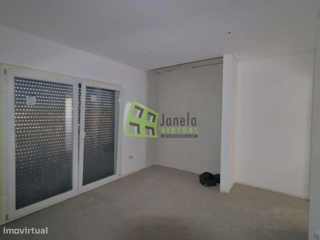 Moradia Isolada T3 Nova - Pinhal do General, Fernão Ferro-7