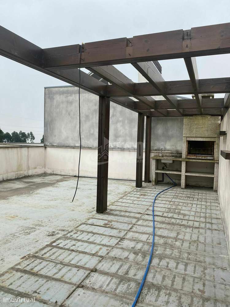 T4 DUPLEX COM TERRAÇO ESPINHO-23