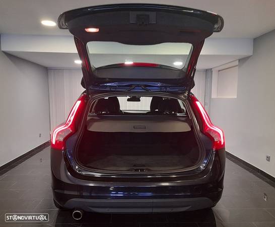 Volvo V60 2.0 D4 Momentum Start/Stop - 8