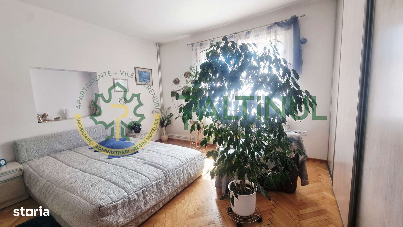 Casă spațioasă în Turnișor – teren 584 mp, apartament secundar, terasă - Imagine principală: 3/15