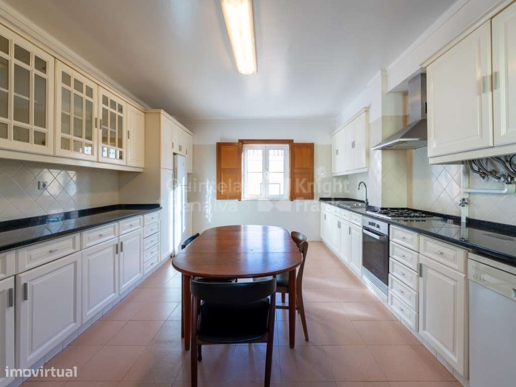 Apartamento T3 para arrendamento sem móveis em Santo António - Grande imagem: 5/27