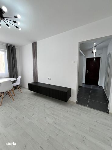 Apartament 2 camere Renovat Zona Micro 15  etajul 3 !!!-2