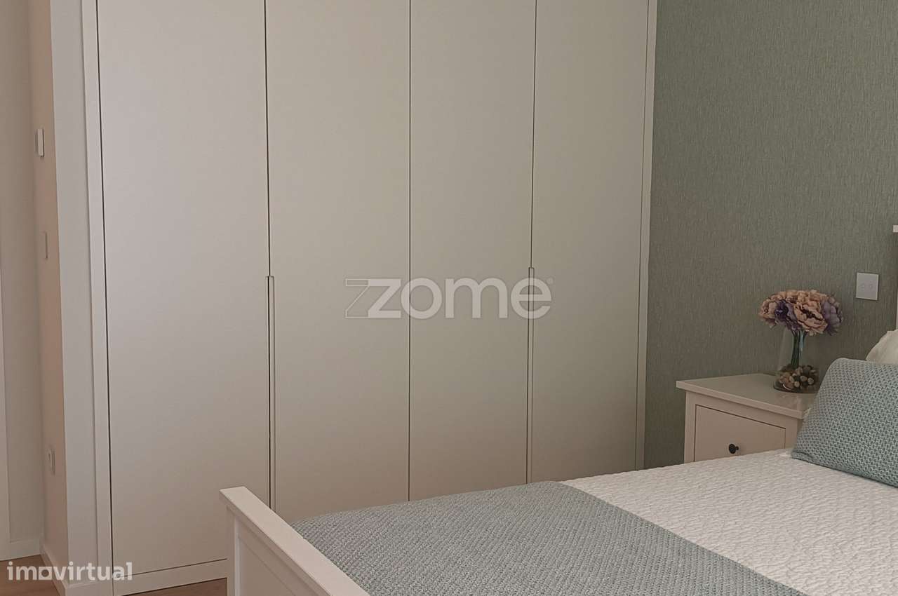 Moradia Térrea Semi- nova com piscina-16