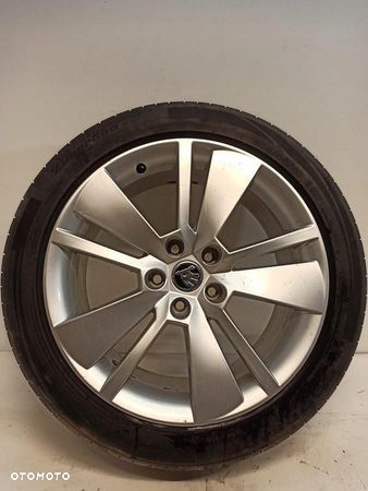 SKODA KOŁO FELGA 8x18" 3V0601025AD - 1