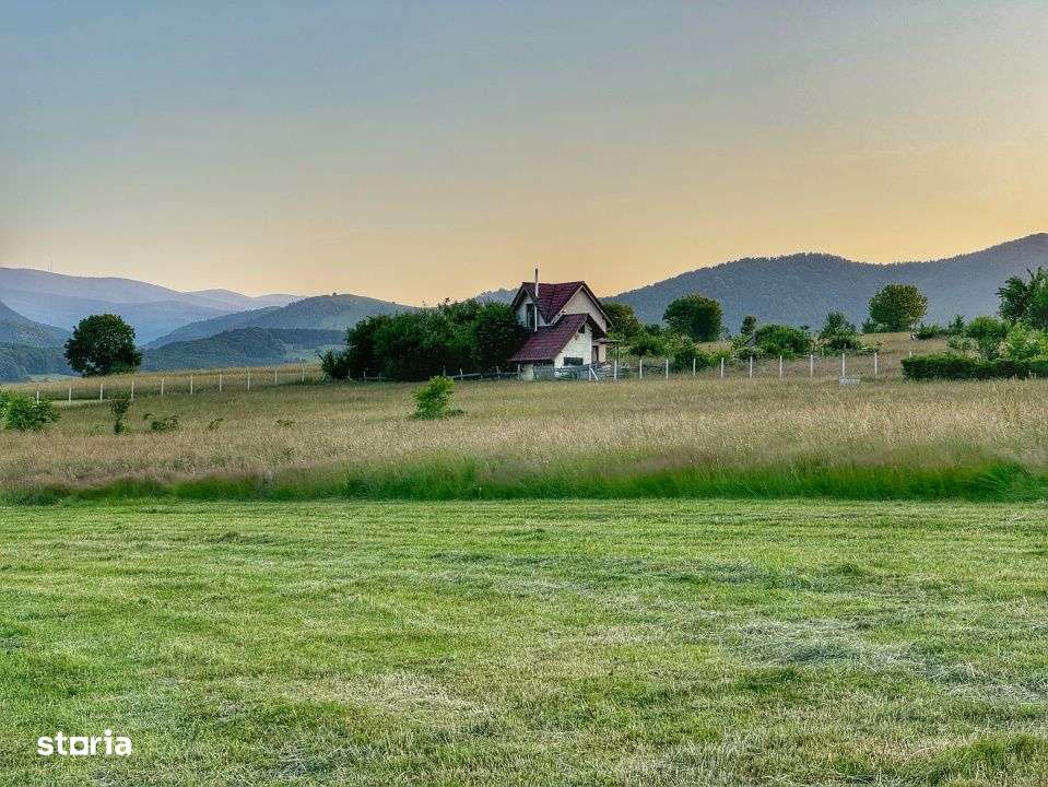 Teren 2000 mp de vanzare zona Tropini - Imagine principală: 2/5