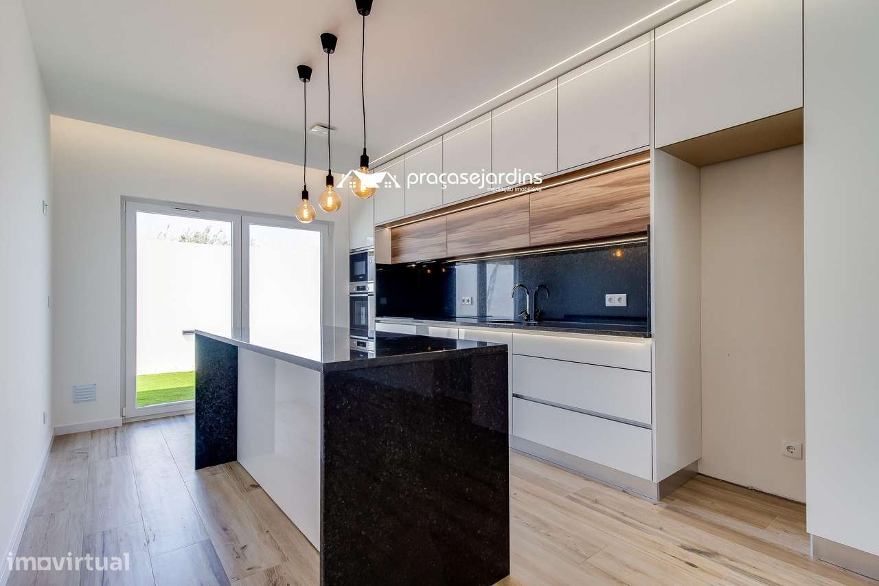 Moradia T3 com caixa de ar contínua — conforto, eficiência e qualidade - Grande imagem: 4/28