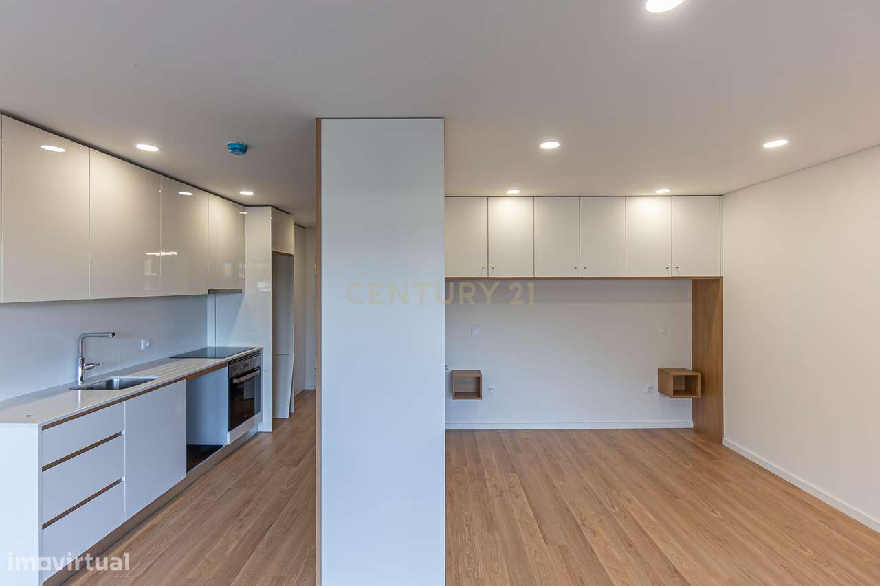 Apartamentos T0+1 e T2 à Venda – Edifício Novo no Centro do Porto - Grande imagem: 2/9