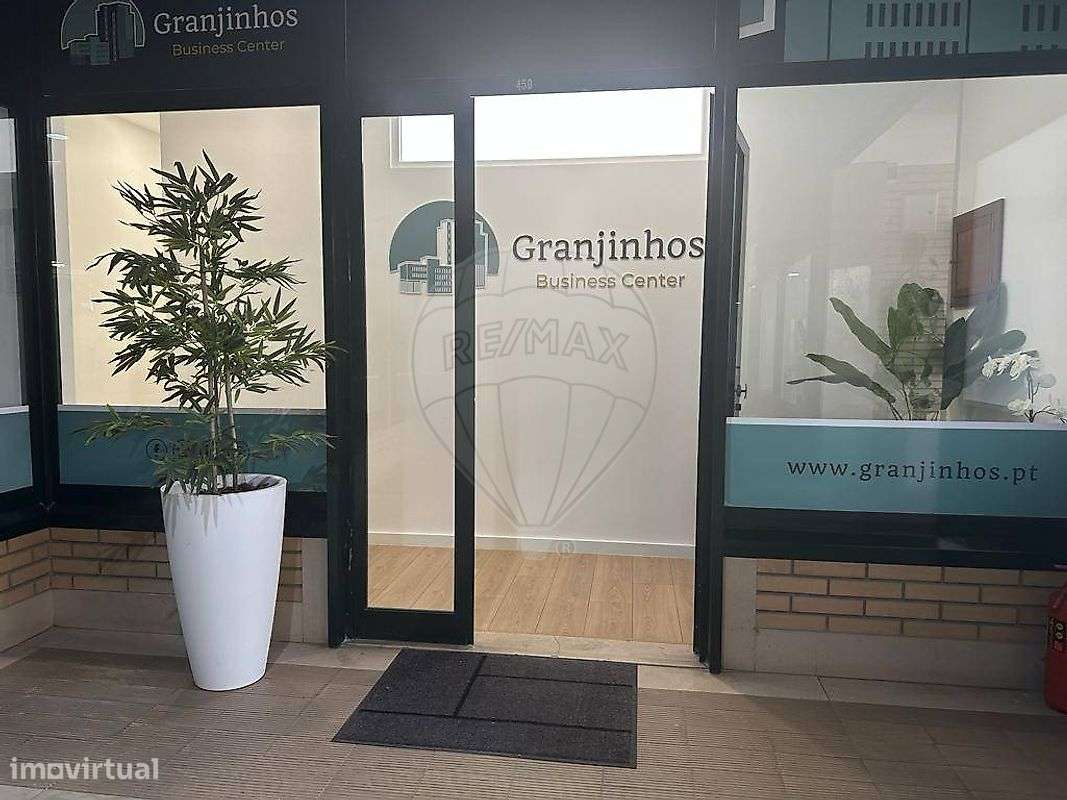 Escritório  para arrendamento - Grande imagem: 1/17