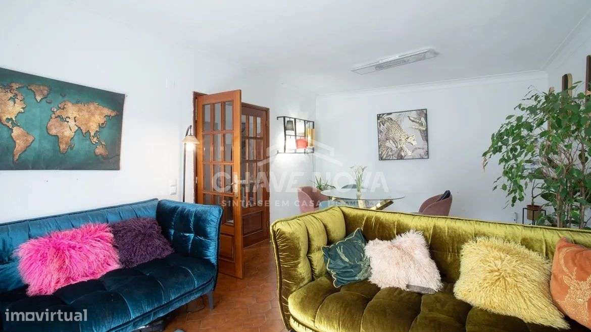 Apartamento T2 com Varanda e Garagem em Gondomar - Grande imagem: 3/19