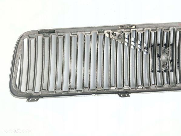 ATRAPA GRILL VOLVO V50 (2004-2007) 2.4 170KM 08678556 - 2