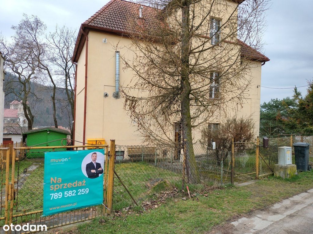 Pięknie położony dom w Bardo