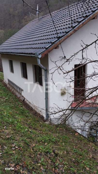 Cabana de vanzare in Ciuleni-Toplita langa lacul Cincis - Imagine principală: 5/19