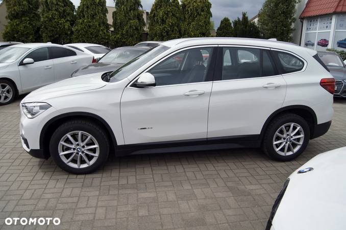 BMW X1 sDrive20i - 29