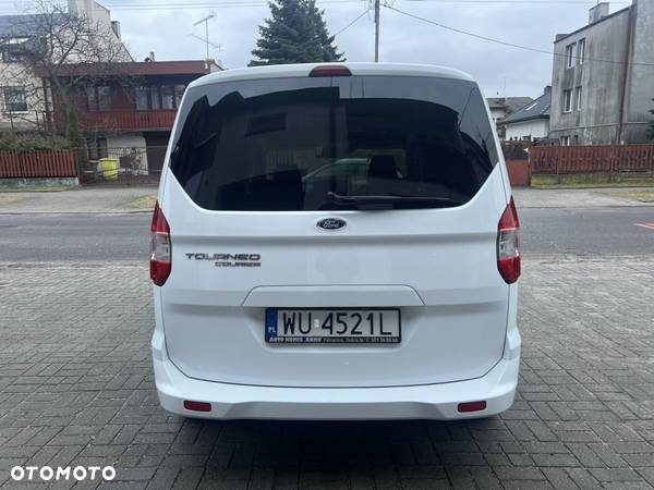 Ford Tourneo Courier 1.5 TDCi Trend - 4