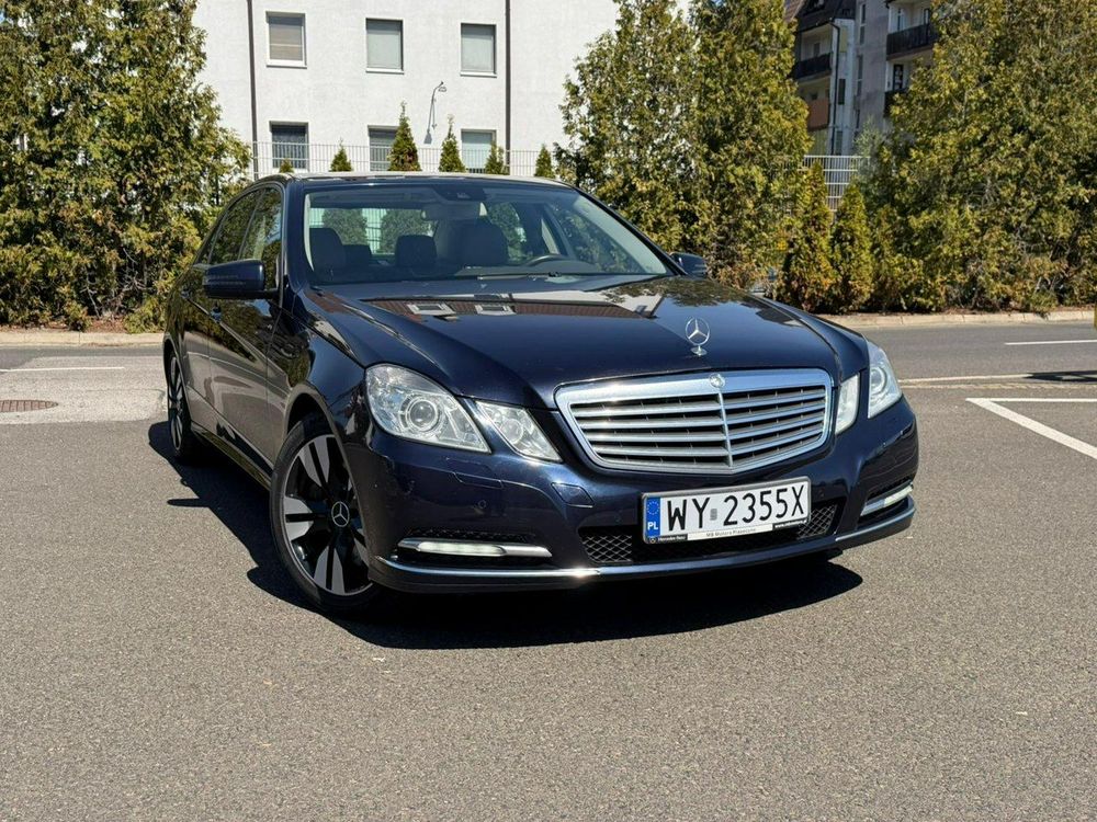 Mercedes-Benz E W212/W207 500 4-Matic Avantgarde 2010