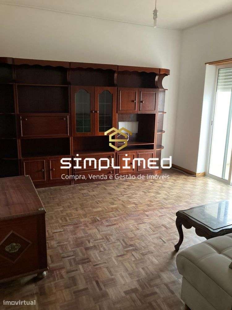Apartamento T1– Excelente Oportunidade de Investimento-2