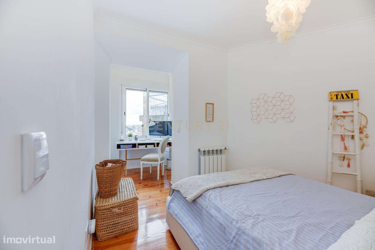 Excelente apartamento T3, com 158m2-9