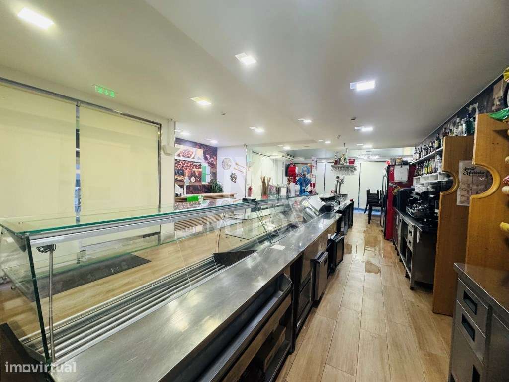 Café/Bar totalmente equipado e pronto a funcionar - Grande imagem: 5/27